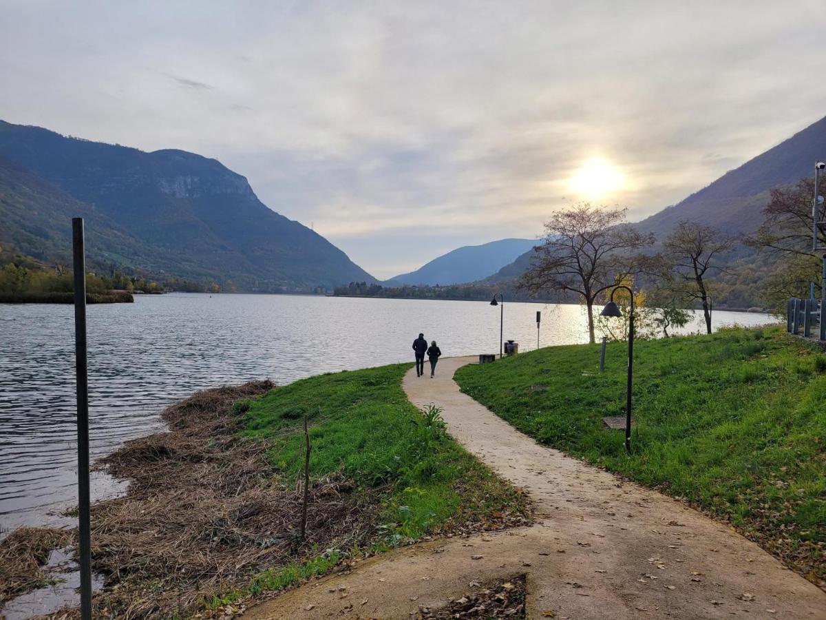 Eva Lake Endine Hospitality Endine Gaiano Esterno foto